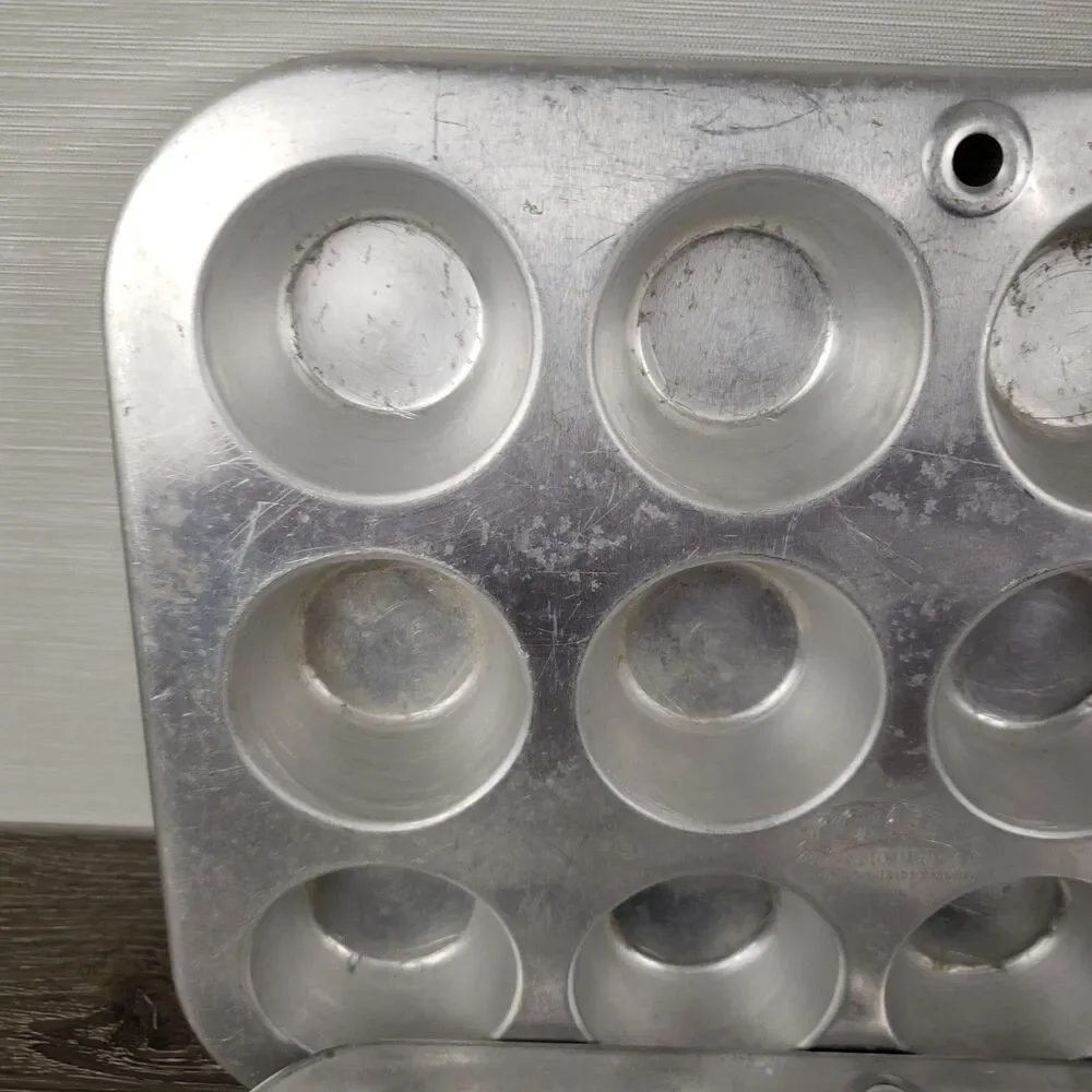 Comet 12 Cup Aluminum Mini Muffin Tin Pan Cupcake Tassies Tarts VTG Bake